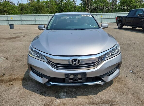 1HGCR2F79HA218562 2017 HONDA ACCORD Серебряный Вид спереди