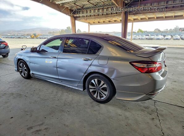 1HGCR2F7XHA151809 2017 HONDA ACCORD Silver Задня ліва чверть