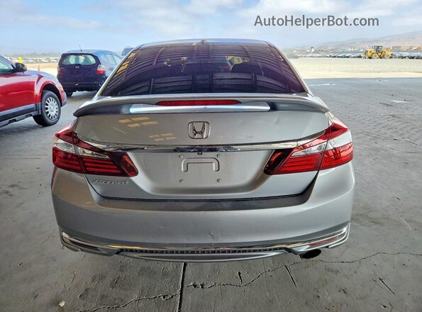 1HGCR2F7XHA151809 2017 HONDA ACCORD Silver Вид ззаду