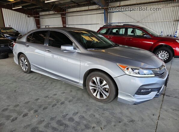 1HGCR2F7XHA151809 2017 HONDA ACCORD Silver Передня права чверть