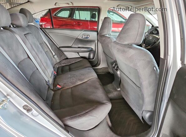 1HGCR2F7XHA151809 2017 HONDA ACCORD Silver Вид задніх сидінь
