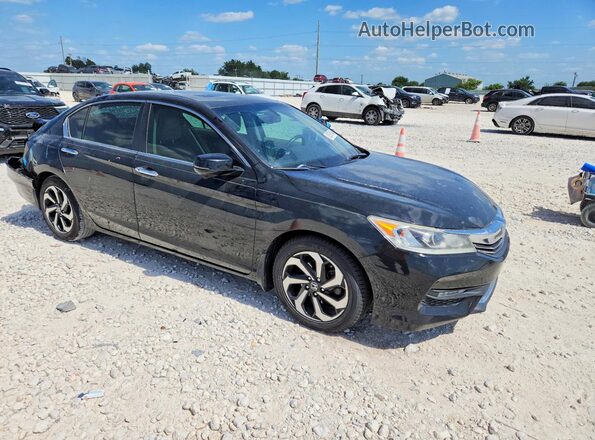 1HGCR2F82GA038475 2016 HONDA ACCORD Black Front right