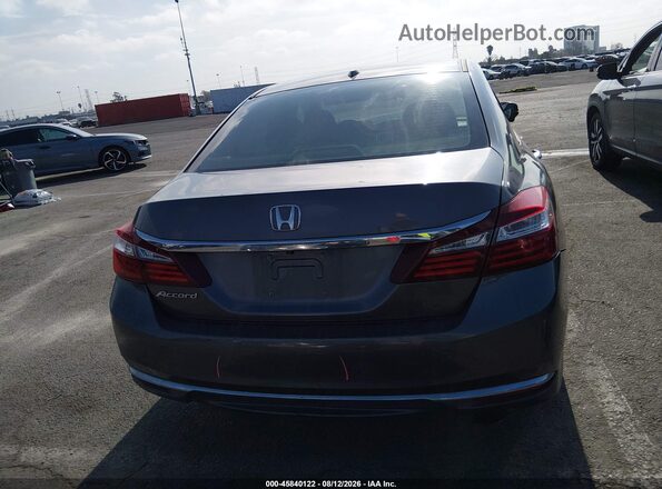 1HGCR2F82HA131482 2017 HONDA ACCORD Серый 