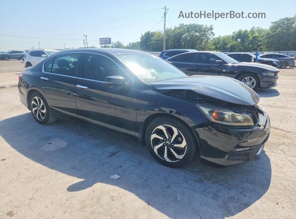 1HGCR2F83HA116490 2017 HONDA ACCORD Black Front right