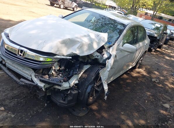 1HGCR2F83HA305222 2017 HONDA ACCORD Белый Передняя левая четверть