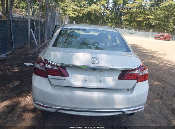1HGCR2F83HA305222 2017 HONDA ACCORD Белый 