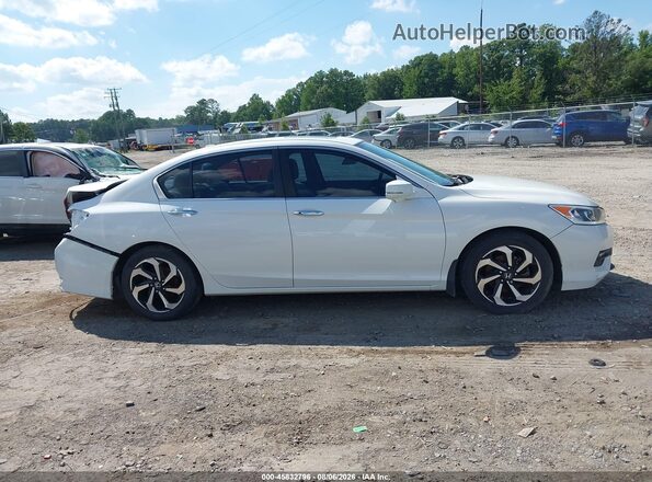 1HGCR2F85GA030306 2016 HONDA ACCORD White Vista interior trasera