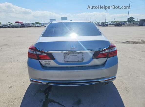 1HGCR2F85HA096971 2017 HONDA ACCORD Silver Вид ззаду
