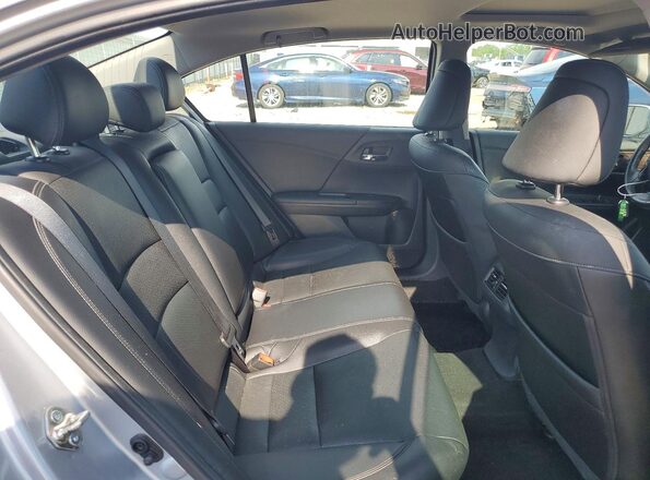 1HGCR2F86HA090189 2017 HONDA ACCORD Silver უკანა სავარძლების ხედი