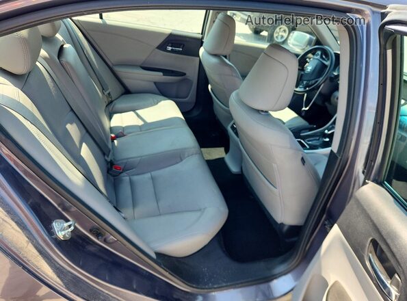 1HGCR2F87GA026810 2016 HONDA ACCORD Silver Vista de los asientos traseros