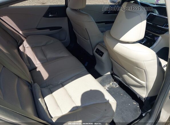 1HGCR2F89HA300414 2017 HONDA ACCORD Brown Widok naklejki z numerem VIN