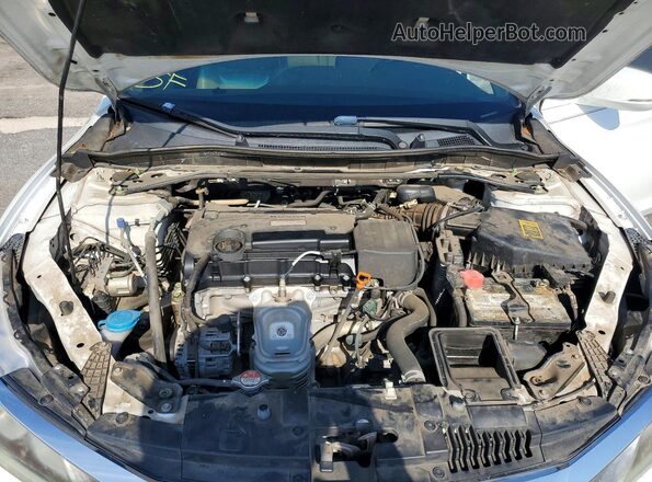 1HGCR2F8XHA239588 2017 HONDA ACCORD White Вид задньої частини салону