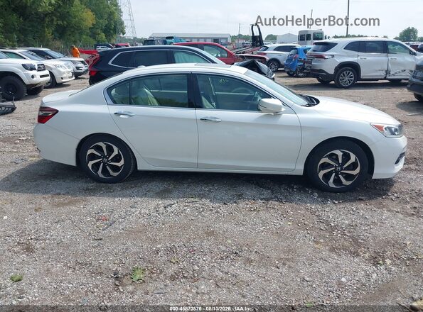 1HGCR3F07GA007187 2016 HONDA ACCORD White უკანა სალონის ხედი