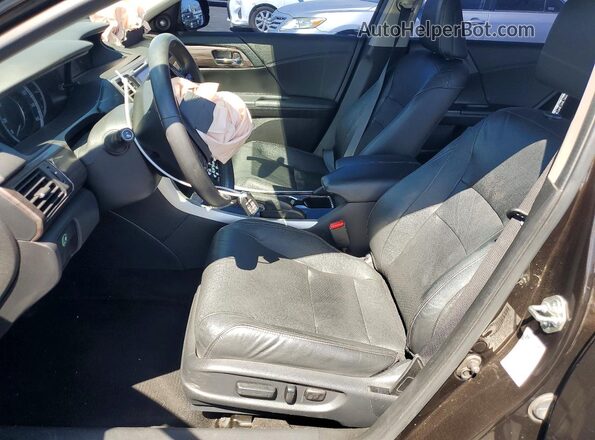 1HGCR3F80HA030396 2017 HONDA ACCORD Brown Вид салону спереду