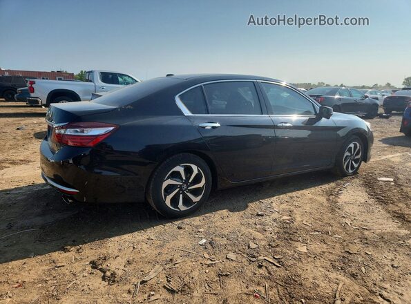 1HGCR3F83HA009106 2017 HONDA ACCORD Black Rear right