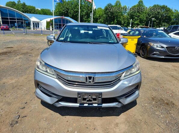 1HGCR3F83HA013785 2017 HONDA ACCORD Silver Вид спереду