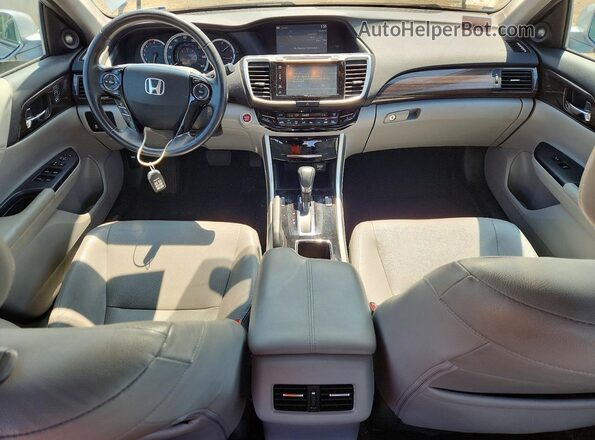 1HGCR3F83HA013785 2017 HONDA ACCORD Silver Вид панелі приладів