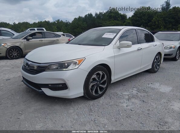 1HGCR3F83HA015973 2017 HONDA ACCORD White Przód lewy