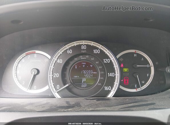 1HGCR3F83HA015973 2017 HONDA ACCORD White Widok tylnych siedzeń