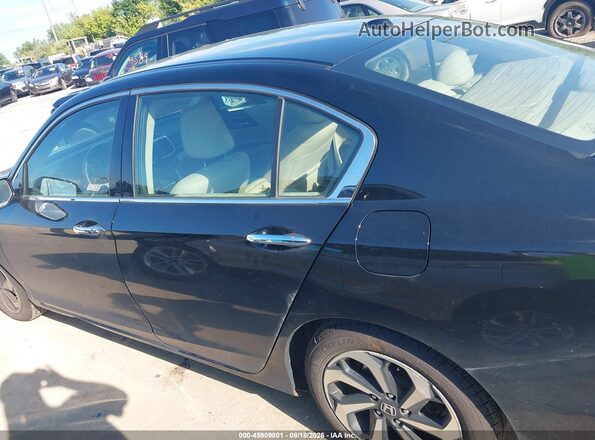 1HGCR3F87HA008010 2017 HONDA ACCORD Черный Панорамный вид салона 360°