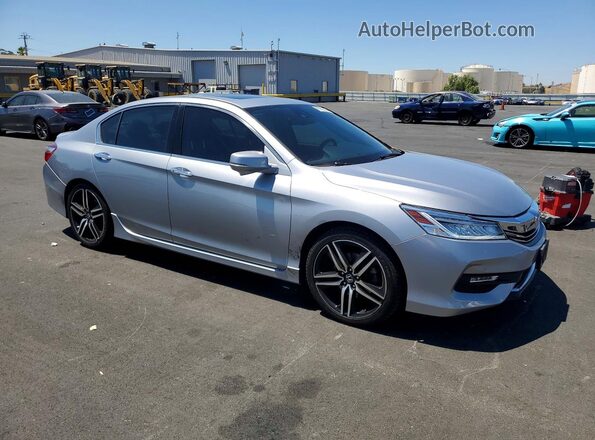 1HGCR3F93HA037495 2017 HONDA ACCORD Silver Delantero derecho