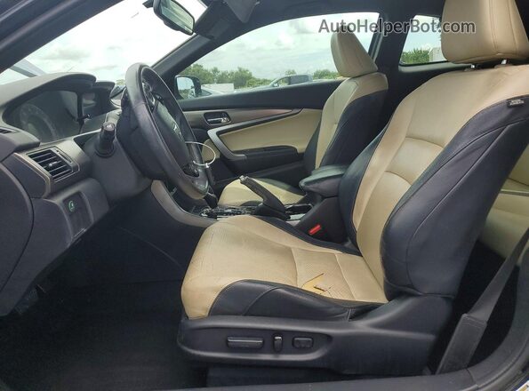 1HGCT1B81HA009939 2017 HONDA ACCORD Black Widok naklejki z numerem VIN