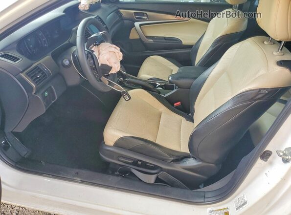 1HGCT1B86GA001379 2016 HONDA ACCORD White Vista interior delantera