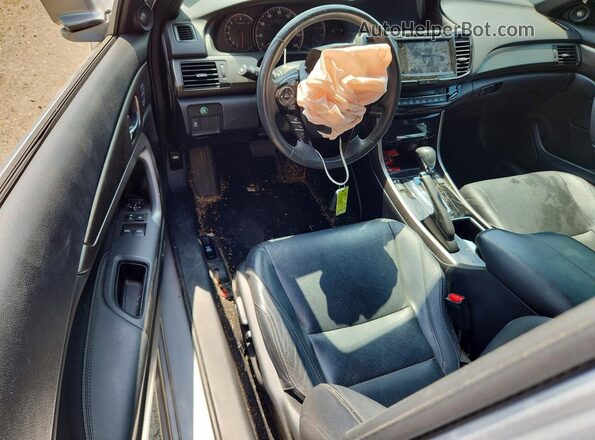 1HGCT1B8XHA001029 2017 HONDA ACCORD Silver Dashboard view