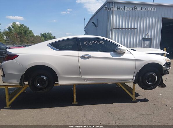 1HGCT2B06HA005806 2017 HONDA ACCORD White Vista interior trasera