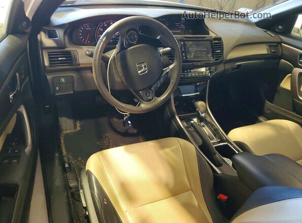 1HGCT2B89HA004011 2017 HONDA ACCORD White Dashboard view