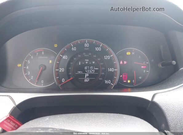 1HGCT2B8XHA001652 2017 HONDA ACCORD White Vista de los asientos traseros