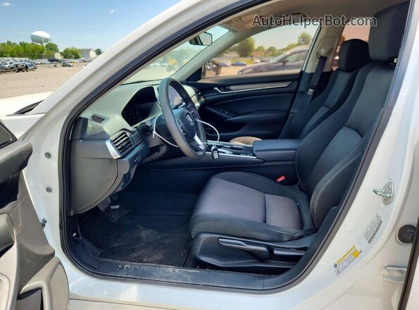 1HGCV1F10JA017284 2018 HONDA ACCORD White Front interior view