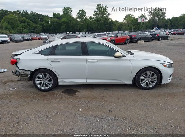 1HGCV1F10JA111049 2018 HONDA ACCORD White Вид задньої частини салону