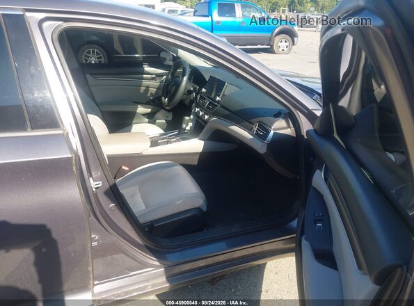 1HGCV1F10JA230641 2018 HONDA ACCORD Gray Front interior view