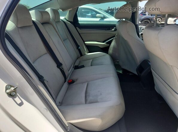 1HGCV1F10LA070666 2020 HONDA ACCORD White Widok tylnych siedzeń