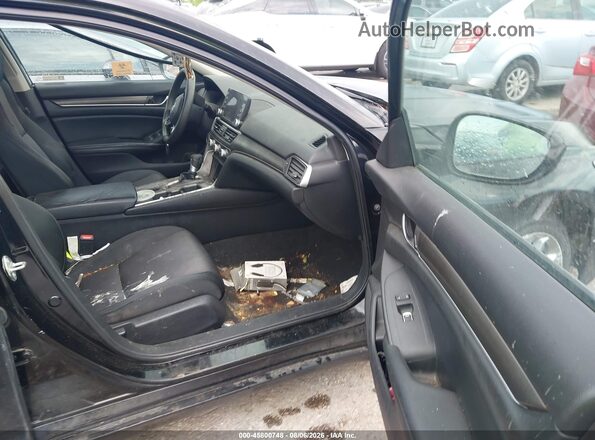 1HGCV1F11JA247772 2018 HONDA ACCORD Черный Вид салона спереди