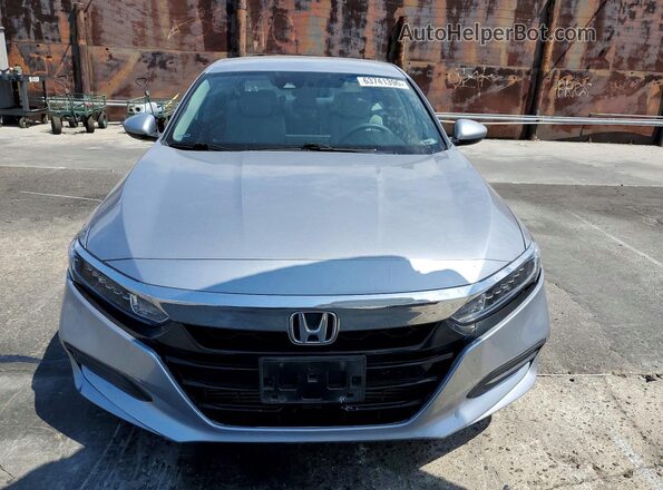 1HGCV1F13JA087930 2018 HONDA ACCORD Серебряный Вид спереди