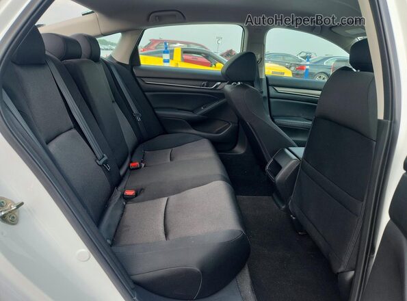 1HGCV1F13JA112308 2018 HONDA ACCORD White Vista de los asientos traseros