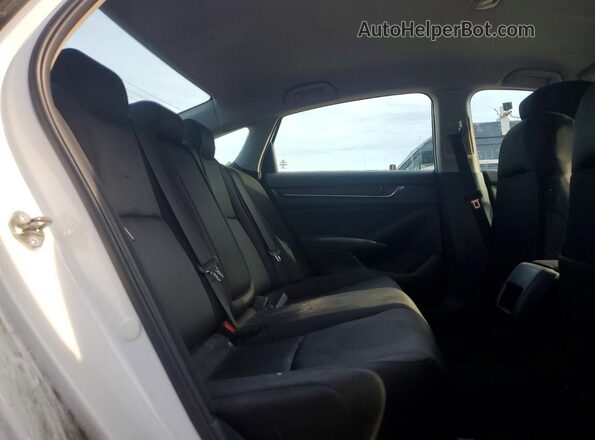 1HGCV1F15JA109720 2018 HONDA ACCORD White Vista de los asientos traseros