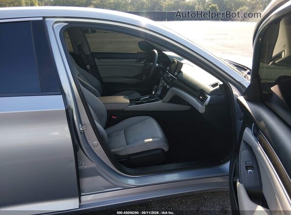 1HGCV1F15KA048113 2019 HONDA ACCORD Silver Widok wnętrza z przodu