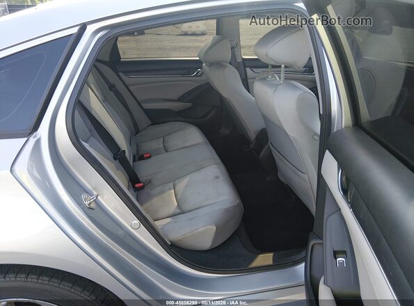 1HGCV1F15KA048113 2019 HONDA ACCORD Silver Widok naklejki z numerem VIN
