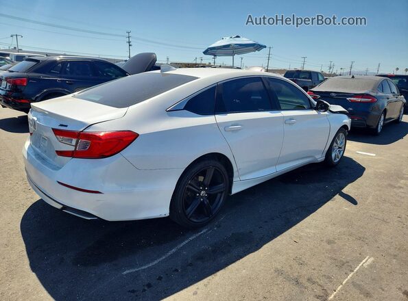 1HGCV1F15KA075313 2019 HONDA ACCORD Белый Задняя правая четверть