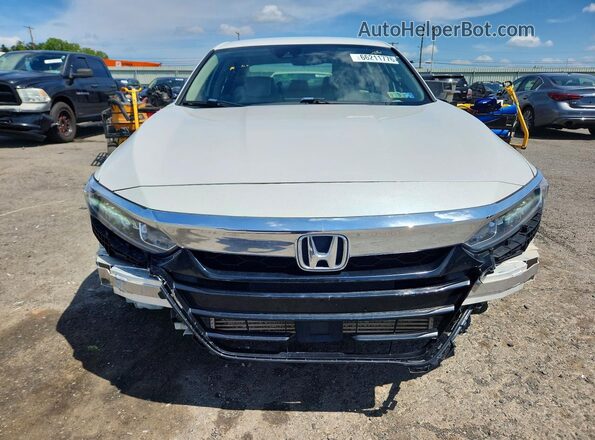 1HGCV1F16JA066246 2018 HONDA ACCORD White უკანა ხედი