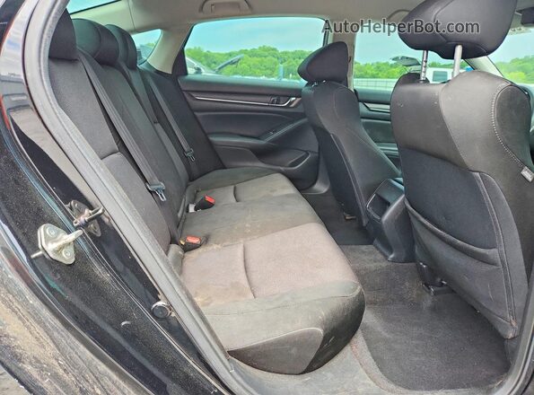 1HGCV1F17KA071957 2019 HONDA ACCORD Black Vista de los asientos traseros