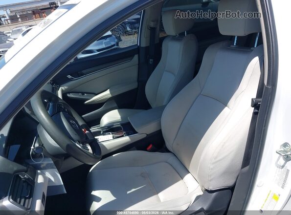 1HGCV1F18JA256114 2018 HONDA ACCORD Белый 