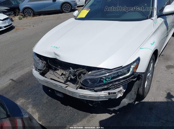 1HGCV1F18JA256114 2018 HONDA ACCORD Белый Вид задней части салона