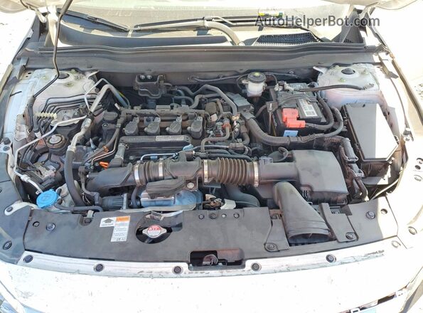 1HGCV1F18LA099803 2020 HONDA ACCORD Белый Вид задней части салона