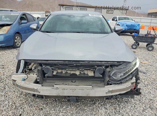 1HGCV1F19JA118968 2018 HONDA ACCORD Серебряный Вид спереди
