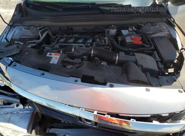 1HGCV1F19JA196862 2018 HONDA ACCORD Silver Rear interior view