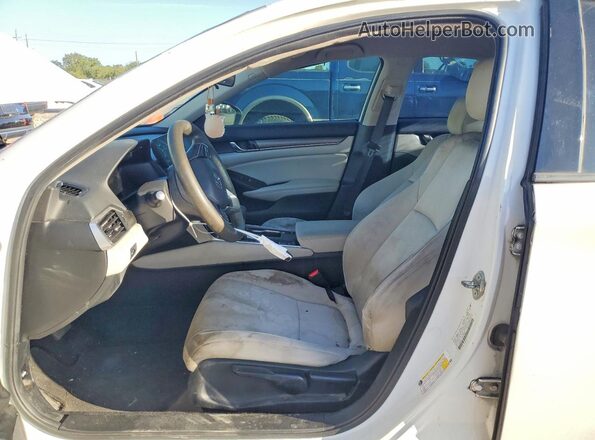 1HGCV1F19KA038152 2019 HONDA ACCORD White Вид панелі приладів